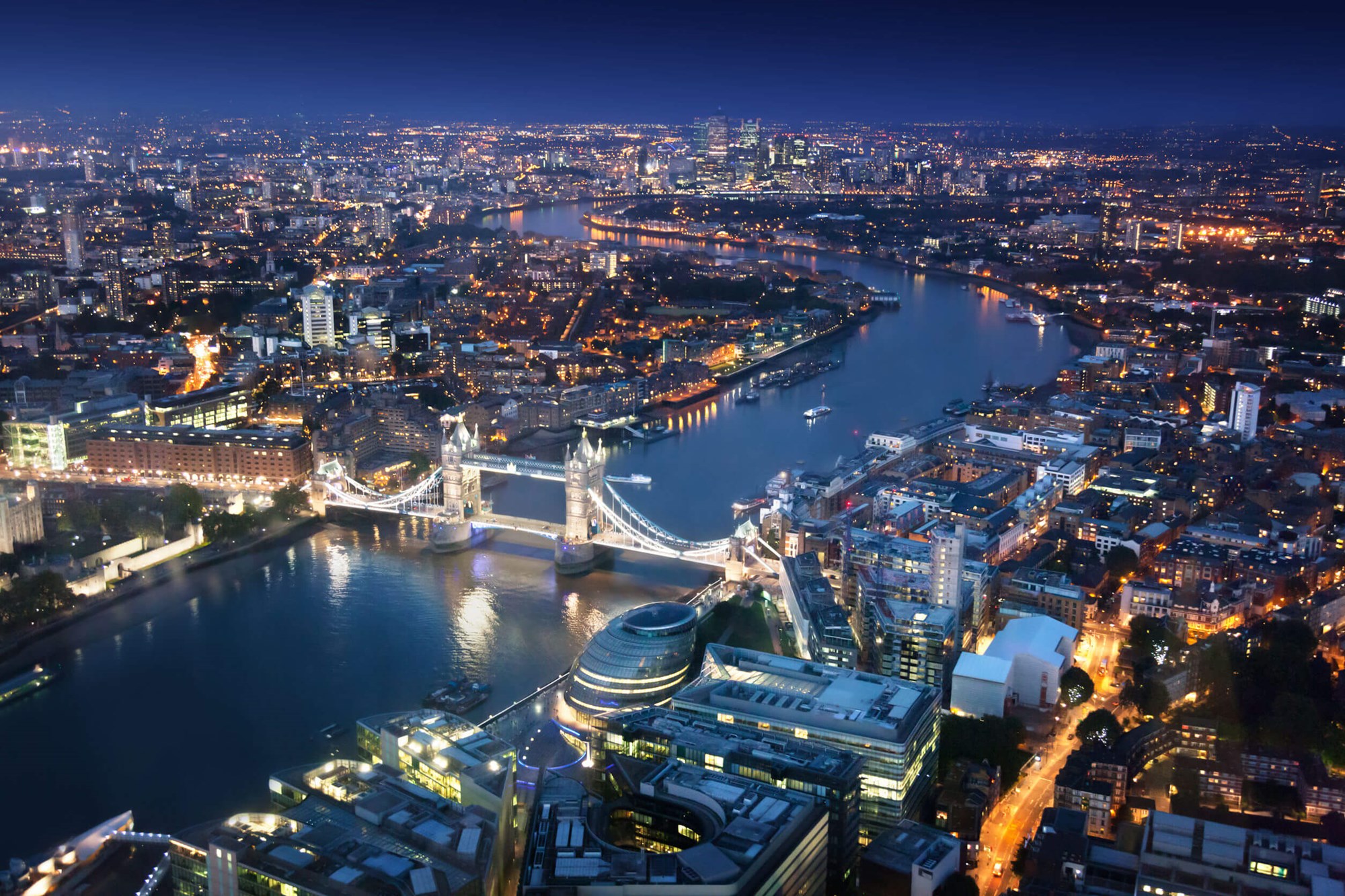 Image of London at night